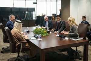 Mélanie Joly Instagram - I welcomed my counterparts from Saudi Arabia, Türkiye, and the Palestinian Authority to Canada for an important discussion on the humanitarian crisis in Gaza and the path towards lasting peace in the Middle East, with a Palestinian state living side-by-side with Israel.

J’ai accueilli mes homologues de l’Arabie saoudite, de la Turquie et de l’Autorité palestinienne au Canada pour une discussion importante sur la crise humanitaire à Gaza et la voie vers une paix durable au Moyen-Orient, avec un État palestinien vivant côte à côte avec Israël.