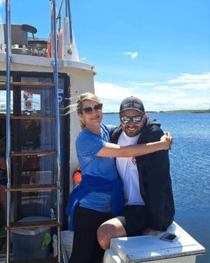 Mélanie Joly Instagram - Our planet is beautiful but there’s undoubtedly no place like home. Here’s some highlights of our wonderful family vacation. We enjoyed every second of it. I hope you also get to enjoy some of our country’s most beautiful places with your love ones. #canadabestcountryintheworld 🌞🌊🐚 Notre planète est magnifique mais bien évidemment il n’y a rien de plus beau que chez nous, au Québec. Voici quelques souvenirs de nos vacances en famille. Un véritable plaisir. J’espère que vous avez pu profiter à votre tour de certains des plus beaux endroits de notre magnifique pays avec vos proches  #canadameilleurpays🇨🇦
