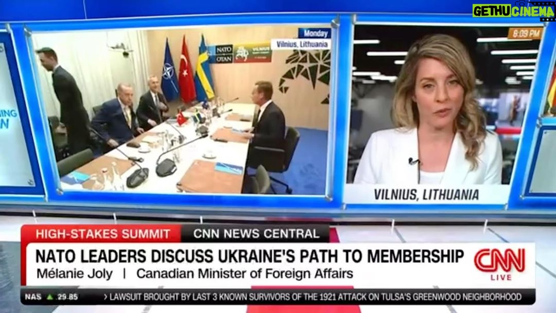 Mélanie Joly Instagram - Ukraine’s future is in NATO. Even when the war ends, Russia will remain a very dangerous neighbour, which necessitates the need to think about the long-term security needs of Ukraine. Watch my interview with CNN’s @jimsciutto. — L’avenir de l’Ukraine est dans l’OTAN. Même lorsque la guerre aura pris fin, la Russie restera un voisin très dangereux, d’où la nécessité de réfléchir aux besoins de sécurité à long terme de l’Ukraine. Voir mon interview avec @jimsciutto de CNN Vilnius, Lithuania