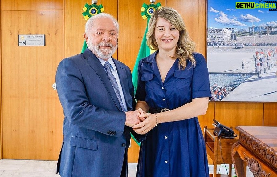 Mélanie Joly Instagram - It was an honour, President @lulaoficial. 🇨🇦🤝🇧🇷 Ce fut un honneur, Monsieur le Président @lulaoficial. Brasília, Brazil