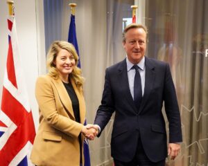 Mélanie Joly Instagram - Pleasure to meet with UK Foreign Secretary, David Cameron

Canada and the UK will continue to work together to support Ukraine, seek justice for PS752 victims, address the dire humanitarian situation in Israel and Gaza, and bolster international security.
—
Ce fut un plaisir de rencontrer le Secrétaire d'État aux AÉ, David Cameron.
Le 🇨🇦 et le 🇬🇧 continuent de travailler ensemble pour soutenir l'🇺🇦, demander justice pour les victimes de PS752, apaiser la situation humanitaire en Israël et Gaza, et renforcer la sécurité internationale.