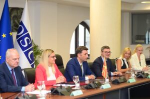 Mélanie Joly Instagram - Thank you to my friend and colleague Minister Osmani for welcoming me to North Macedonia.

Together, we are furthering our support to Ukraine amidst Putin’s invasion while ensuring the stability and security of the West Balkans.
—
Merci à mon ami et collègue Ministre Osmani de m'accueillir en Macédoine du Nord. Ensemble, nous renforçons notre soutien à l'Ukraine face à l'invasion de Poutine tout en assurant la stabilité et la sécurité des Balkans occidentaux.