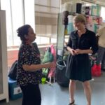 Mélanie Joly Instagram - En cette première journée de la tournée des emplois été Canada pour nos étudiants à #AhuntsicCartierville, j’ai pu constater le travail des jeunes auprès des enfants au camp de jour de Sports Montréal, jaser avec l’équipe de GUÊPE au parcours Gouin et rencontrer le Collectif Bienvenue - Welcome Collective qui soutient les demandeurs d’asile à Montréal. Merci à tous pour votre excellent travail et ce, même en temps de canicule! 🌞 — On this first day of the Canada Summer Jobs tour in #ahuntsiccartierville I was able to see the work of our students with children at the @sports_montreal day camp, enjoy a good conversation with @guepeqc at the Parcours Gouin and meet @wecobien which supports asylum seekers on Montreal. Thank you to all for your hard work particularly during these very hot summer days. Ahuntsic-Cartierville