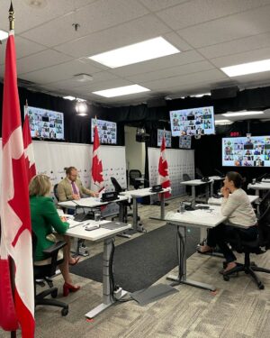 Mélanie Joly Instagram - For Canada’s support to Haiti to be effective, it must be well-coordinated and integrated. The Haitian people deserve no less.

That’s why we held a ministerial meeting on Haiti and announced the Canada-led Joint security coordination cell.

This cell will enhance international efforts in security assistance, working closely with the Haitian National Police and the United Nations to foster a sustainable environment for long-term peace and security in Haiti.

Canada has been a long-time partner and ally of Haiti, and we will continue to work with the international community to advance a Haitian-led solution to the crisis.
—
Pour que le soutien du Canada à Haïti soit efficace, il doit être coordonné. Le peuple haïtien ne mérite rien de moins.

C'est pourquoi nous avons tenu une réunion sur Haïti et annoncé la création d'une cellule de coordination de la sécurité menée par le Canada.

Le Canada est un partenaire et un allié de longue date d'Haïti, et nous continuerons à travailler avec la communauté internationale pour faire avancer une solution à la crise menée par les Haïtiens.