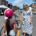 Mélanie Joly Instagram - Quelle merveilleuse journée à la promenade Fleury à Ahuntsic-Cartierville! J'ai été ravie de rencontrer tant de citoyens formidables et de discuter de nos enjeux locaux. Votre passion et votre engagement sont une source d'inspiration. Un grand merci aux commerçants et à l’équipe de bénévoles du Festi Fleury! 🌞 What a wonderful day on the Promenade Fleury in Ahuntsic-Cartierville! I was delighted to meet so many wonderful citizens and discuss local issues. Your passion and commitment are an inspiration. Many thanks to the business owners and the Festi Fleury team of volunteers!