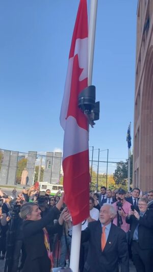 Mélanie Joly Instagram - Canada has opened a new embassy in Yerevan, Armenia. 

A testament to our deep connections with Armenia, this diplomatic post shows Canada’s support for Armenia’s desire for democracy, but also our desire to protect peace and security in this important region of the globe.
—
Le Canada a ouvert une nouvelle ambassade à Erevan, en Arménie. 

L’ouverture de cette mission diplomatique démontre notre soutien au développement démocratique de l’Arménie, mais aussi notre appui à protéger la paix et la sécurité dans cette région importante du globe.