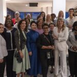 Mélanie Joly Instagram - Young women should be able to see themselves at the decision-making table— communities, countries and the global community are better for it. So here we are. The women Foreign Ministers at #UNGA. Together, we’re committed to amplifying the voices of women from around the world. — Les jeunes femmes devraient pouvoir se voir à la table des décisions - les communautés, les pays et la communauté mondiale s'en portent mieux. Nous voici. Les femmes ministres des Affaires étrangères à l'#AGNU. Ensemble, nous nous engageons à amplifier les voix des femmes du monde entier. New York City