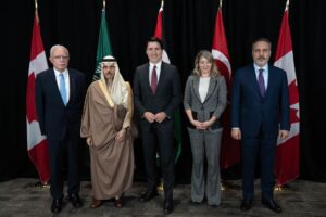 Mélanie Joly Instagram - I welcomed my counterparts from Saudi Arabia, Türkiye, and the Palestinian Authority to Canada for an important discussion on the humanitarian crisis in Gaza and the path towards lasting peace in the Middle East, with a Palestinian state living side-by-side with Israel.

J’ai accueilli mes homologues de l’Arabie saoudite, de la Turquie et de l’Autorité palestinienne au Canada pour une discussion importante sur la crise humanitaire à Gaza et la voie vers une paix durable au Moyen-Orient, avec un État palestinien vivant côte à côte avec Israël.