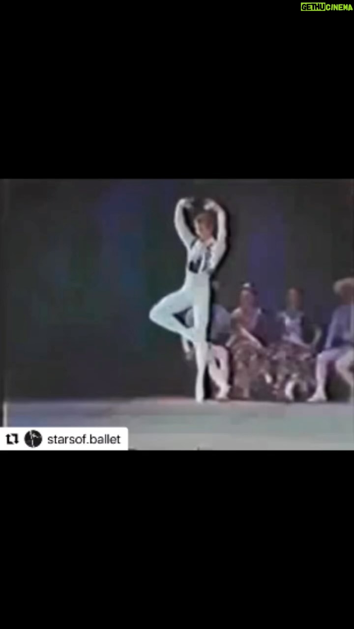 M贸nica Cruz Instagram - @mishabaryshnikov123 Sin palabras 馃槏