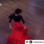 Mónica Cruz Instagram - #Repost @monicacruzfans14 with @use.repost ・・・ El baile puede revelar todo el misterio que la música concede, cuando bailas puedes disfrutar el lujo de ser tú mismo