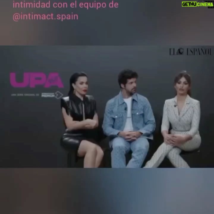 Mónica Cruz Instagram - #Repost @intimact.spain with @use.repost ・・・ Así habla el reparto de @upa_next sobre su primera experiencia trabajando con coordinación de intimidad. ¡Fue un gusto trabajar con vosotros! 💕 @monicacruz @beatrizluengo @monica_mara @marcsolerrull @quiqueegonzalez Extracto de entrevista para "El Español" #coordinaciondeintimidad #coordinaciondeintimidadespaña #coordinadoradeintimidad #intimacycoordinator #intimacycoordinatuon #upanext #monicacruz #bratrizluengo #upandcomingartist