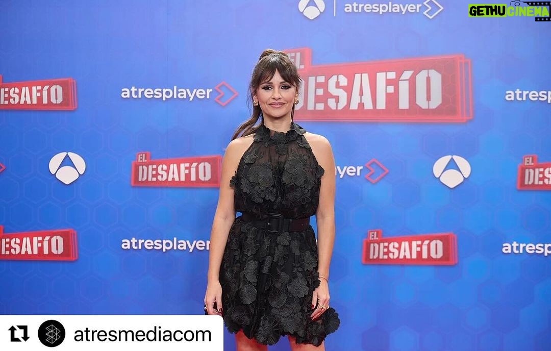 Mónica Cruz Instagram - #Repost @atresmediacom with @use.repost ・・・ 🔥 Hoy hemos presentado la NUEVA TEMPORADA de @eldesafioa3 💥 @pilarrubio, @juandelval y @ssantiagosegura continuarán como jueces del programa en esta cuarta temporada 💥 @adrian_lastra, @chenoa, @martaa_diiaz, @marflores_mar, @mariovaquerizooficial, @monicacruz, @pablocastellano86 y Pepe Navarro forman el casting de concursantes 💥 Este VIERNES a las 22:00 horas, ESTRENO en @antena3com con @robertolealg al frente 📺