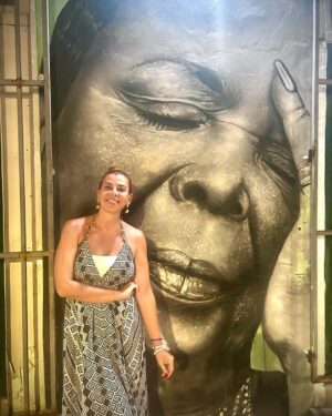 Mónica Sintra Instagram - Por aqui, tudo é música. Tudo está orquestrado de maneira a que possamos sentir o ritmo no corpo. No coração. ❤️ Respira-se gastronomia, clima, as pessoas mas também muita música. Cabo Verde tem um ritmo surpreendente que faz com que cada visita que faça seja única. Diferente. Especial. 🫶🇨🇻
.
.
.
#ShotoniPhone #mónicasintra #cesáriaévora #sodade #caboverde #capeverde #música #music #musictravel #travel #instatravel #igers #igersportugal