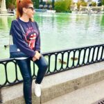 Mónica Sintra Instagram - Há sítios onde queremos voltar. Porque somos bem recebidos. Porque sabe bem estar aqui. Porque sentimo-nos verdadeiros. Madrid é um desses sítios para mim. 🇪🇸 Aqui sou feliz. E voltar a sítios onde a felicidade está é criar memórias. Momentos que ficam, para sempre, na nossa memória. 💖 Madrid, Spain