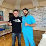 Müşfiq Şahverdiyev Instagram - Dostlar 1 ilden coxdu gedecem gedecem deyib axir ki bu gun gedib hicama olundum ve ilk deqiqeden effektini his etdim gozume ishig geldi bedenimizde olan o zeherli toksinleri bedenden temizlendikden sora adam ozunu cox gumrah hiss edir😉😃👍teshekkurler @hicama_ibrahim 👈