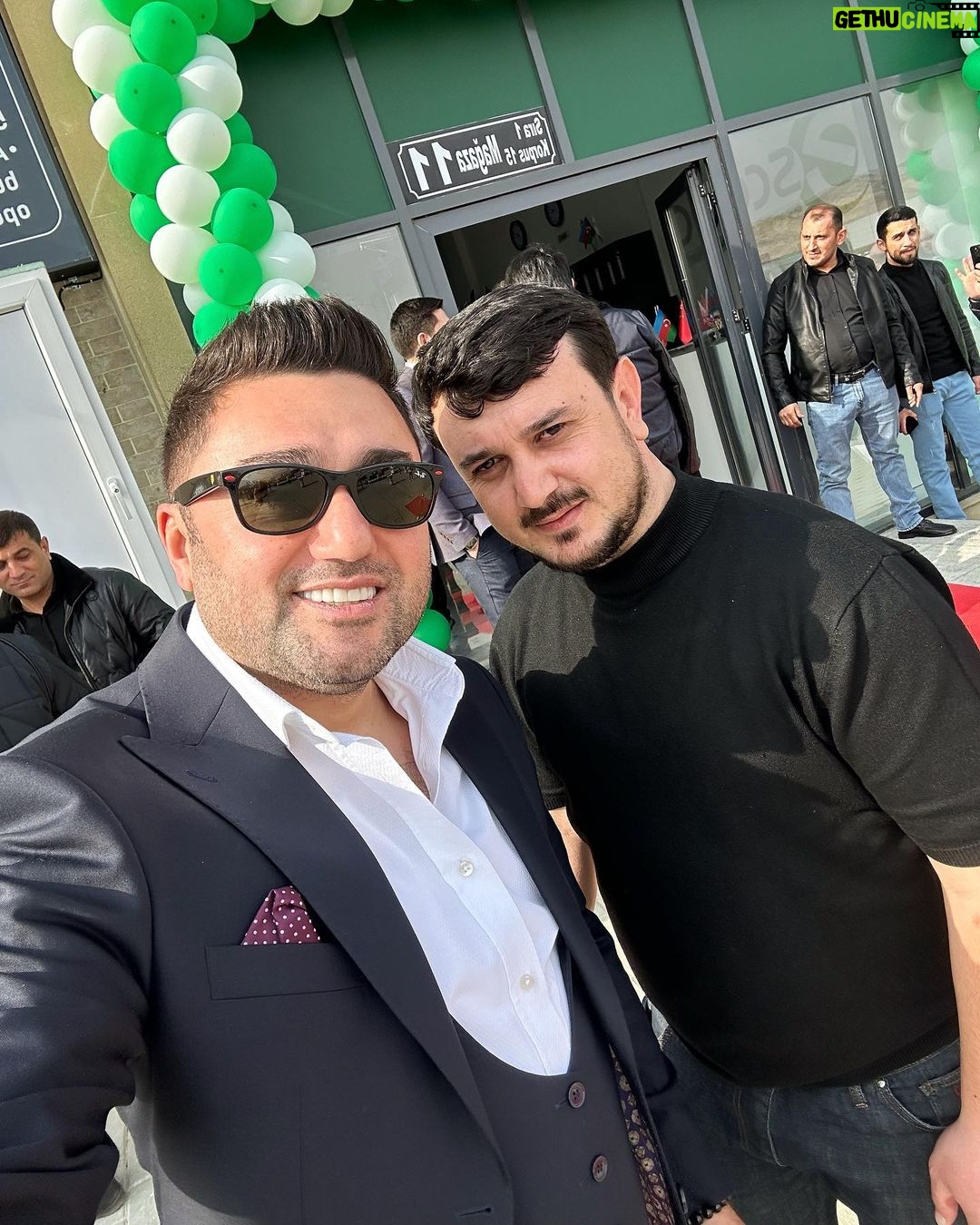 Müşfiq Şahverdiyev Instagram - @escadoaz xeyirli ugurlu oldun INSHALLAH😊👍