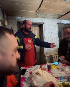 Müşfiq Şahverdiyev Instagram - -8 derece daglarin arasinda sert qish havasinda her kesin masasinda OLIGARCH😎👍🥂 @aplusco_az 👈 @orkhanhu #turbaz #qax #ilisu I’m Qax ( Ilisu Kendi)