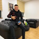 Müşfiq Şahverdiyev Instagram - Yeni hefteye pozitiv bashlayin ola bilsin bu hefte Men burda olmadim😜😜 @fulldrink_ 😍 Green Plaza