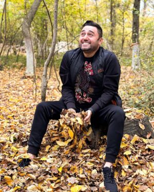 Müşfiq Şahverdiyev Instagram - seudiyye erebistan kralliginin 4 cu krali el reshid ibni muftinin uz be uz qonshusu @azer_orucov 💵💵💴💴🏸🏀🏒