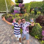 Müşfiq Şahverdiyev Instagram - +40 c isti yanimzda da buz kimi @rio.cocktails 😉👌🍹 #dubai 🇦🇪 #miraclegarden 🇦🇪 Dubai UAE