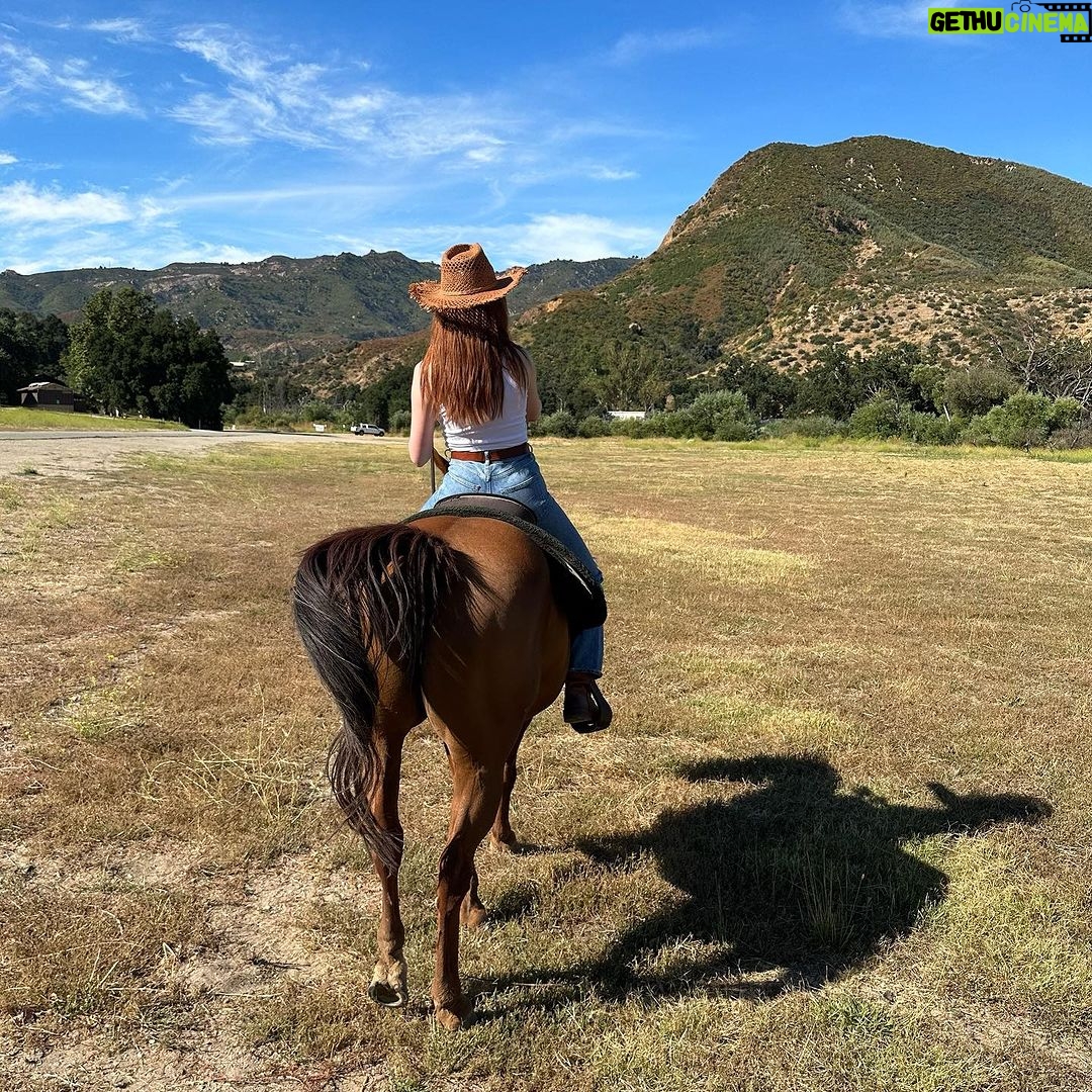 Madelaine Petsch Instagram - wholesome