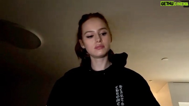 Madelaine Petsch Instagram - it’s my favorite time of the year🕷💀 (i haven’t played piano in years be nice to me)