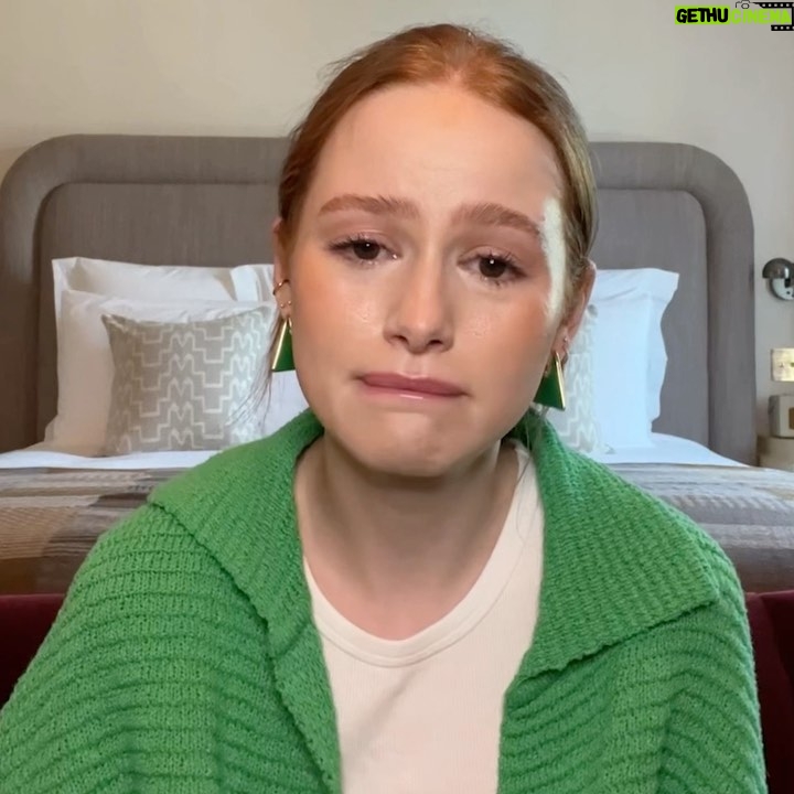 Madelaine Petsch Instagram - Let’s help @apple #GetTheMessage #ad