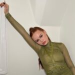 Madelaine Petsch Instagram - decided to dress my sim up today