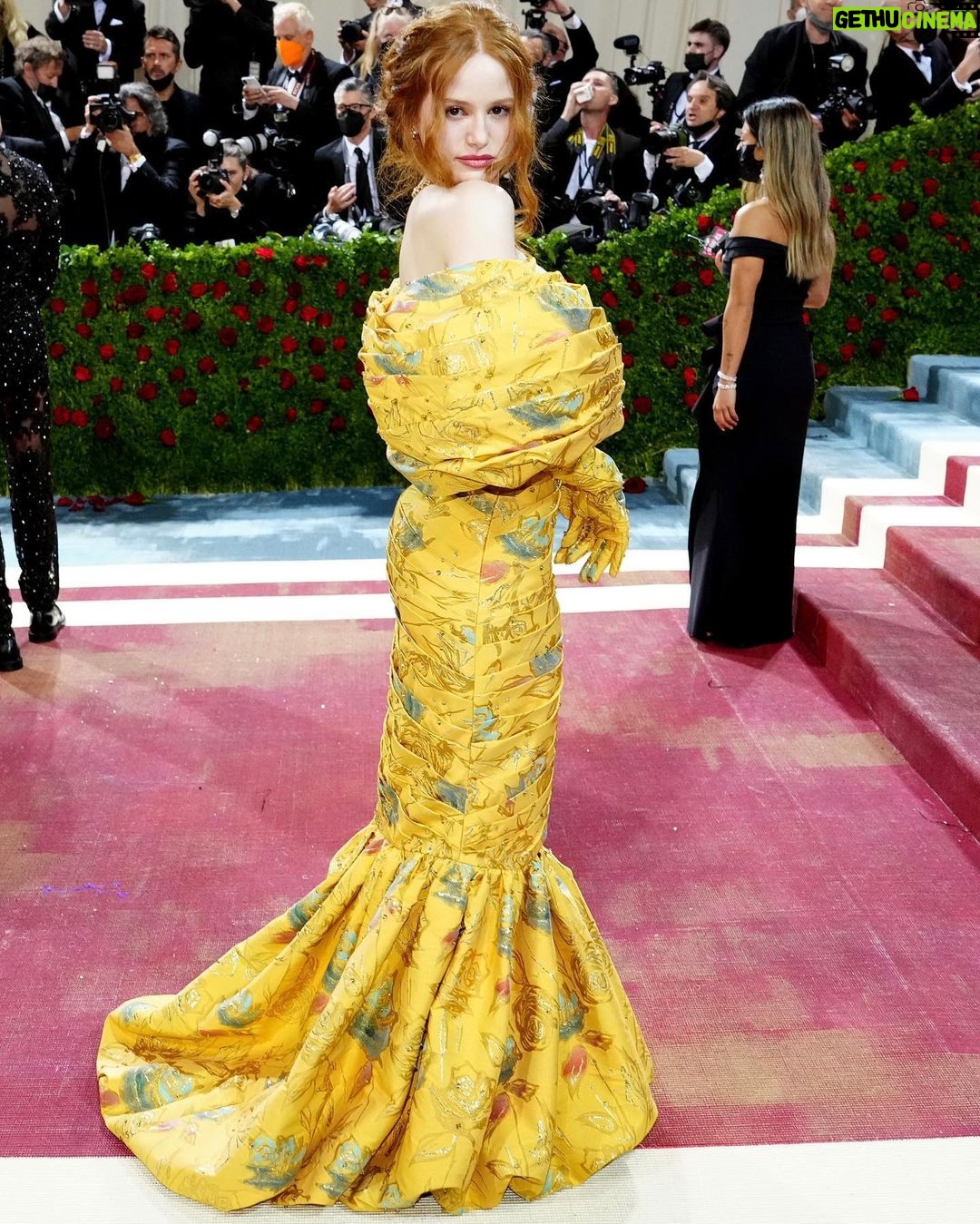 Madelaine Petsch - 2.8 Million Likes - met gala ‘22💛 thank you @moschino @jeremyscott for the dress of my dreams