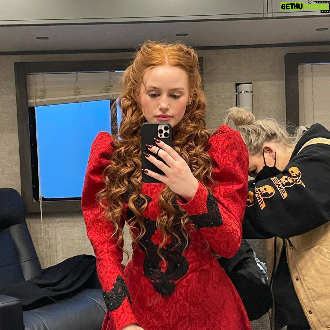 Madelaine Petsch - 2.2 Million Likes - in tonight’s episode- 2 people die and 2 people kiss me… watch it or else u might be the 3rd (of which idk)