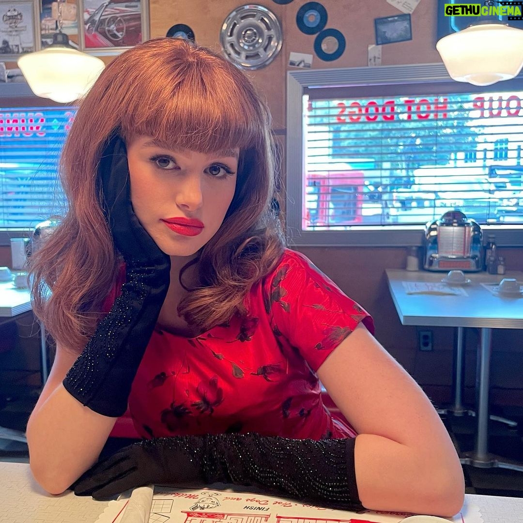 Madelaine Petsch - 2.2 Million Likes - in tonight’s episode- 2 people die and 2 people kiss me… watch it or else u might be the 3rd (of which idk)