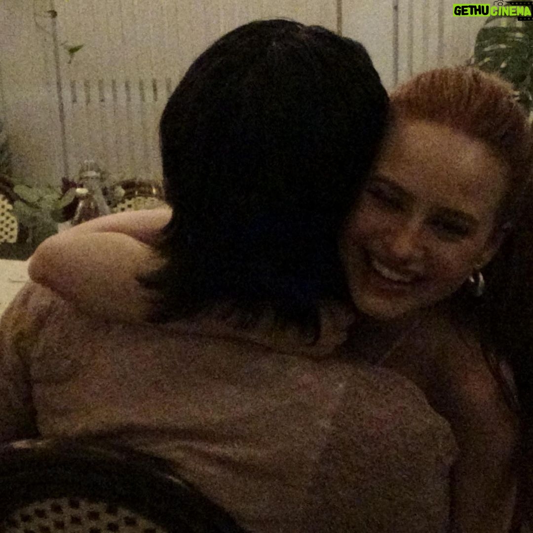 Madelaine Petsch Instagram - ding dong it’s me !!!!