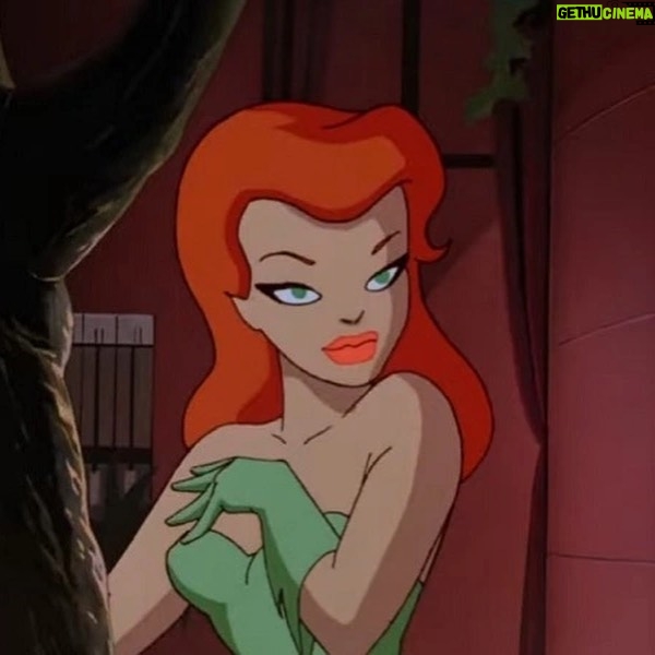 Madelaine Petsch - 2 Million Likes - poison ivy 🍃 @cibellelevi