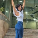 Madhavi Nimkar Instagram - In my style …. 🤘🏻💖 . . #eeellover❤️ #missing💖 #maadhavinemkar #love #2023