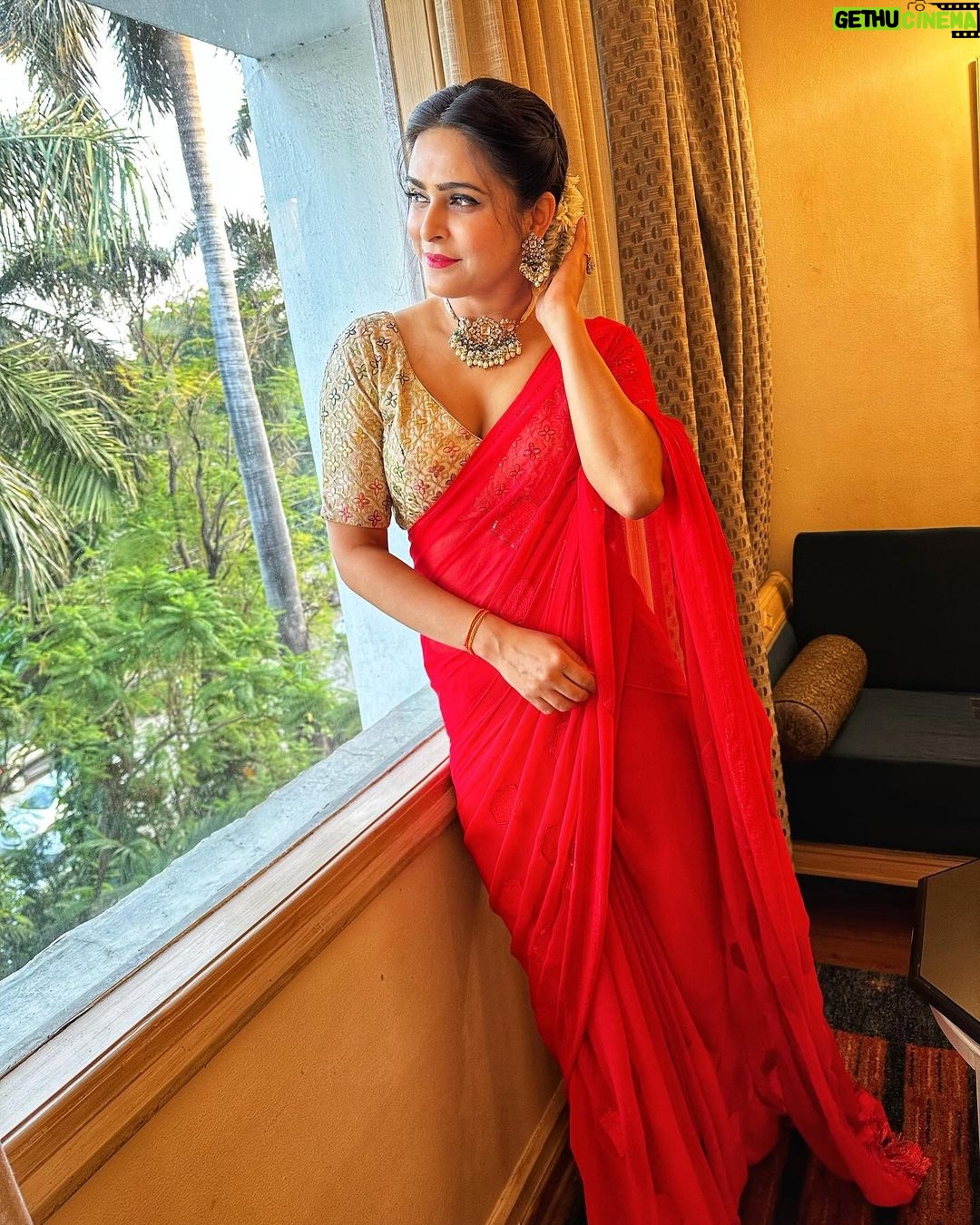 Madhurima Tuli Instagram - Closing ceremony.. #iffc #varanasi