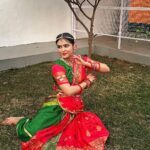 Madhurima Tuli Instagram - Just the vibe of the place made me do this 🥰❤️ Hope you enjoy the dance 🙏🏼 #dance #video #réel #reelitfeelit #feelgood