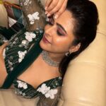 Madhurima Tuli Instagram - Just admiring myself 😛🥰💚 Wearing @the_adhya_designer #reelitfeelit #reelkarofeelkaro #reels #video #navratri