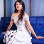 Madhurima Tuli Instagram - Happpppy happy New year everyone 🥳❤️ #2024 #newyear #happynewyear