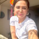 Madhurima Tuli Instagram – Randomness.. 🐣🦄🦋

#random #selfies #sunnyday #goodvibes