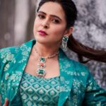Madhurima Tuli Instagram - Believer ✨❤️ #believer #grateful #love #peace #light