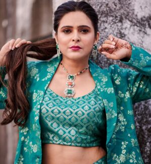 Madhurima Tuli Instagram - Believer ✨❤️

#believer #grateful #love #peace #light