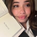 Madison Beer Instagram - went to NY and left as a published author …….. 😭