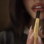 Madison Beer Instagram - (⺣◡⺣) @hourglasscosmetics my lip combo - glossy balm in trace and lip liner in uncover #hourglasspartner
