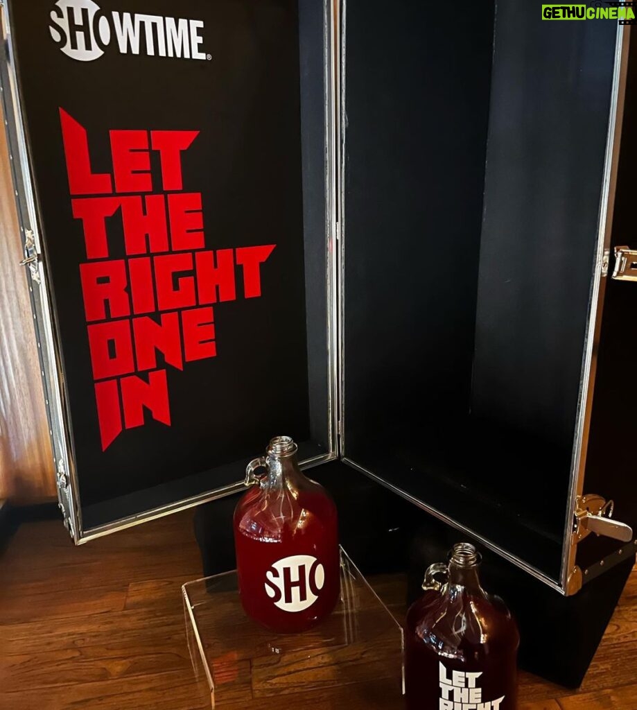 Madison Taylor Baez Instagram - Amazing "NY Let The Right One In" @showtime series premier party last night. I loved seeing all my cast members and production team. Show is steaming now and airs tonight night on showtime 10pm pacific time. Also shout out to @nilandmon for styling me with the awesome dress. #showtime #tvseries #comiccon #nycomiccon #actress #actor #singer #vampireseries Legacy Records Restaurant
