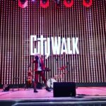 Madison Taylor Baez Instagram - Great Christmas Show Last Night At Universal City Walk. I Performed 10 Songs From My Christmas Album “Blingle Bells” And It Was Amazing Crowd. #singer #singersongwriter #singingvideo #actor #universalcitywalk #talent #talentedmusicians #christmassongs