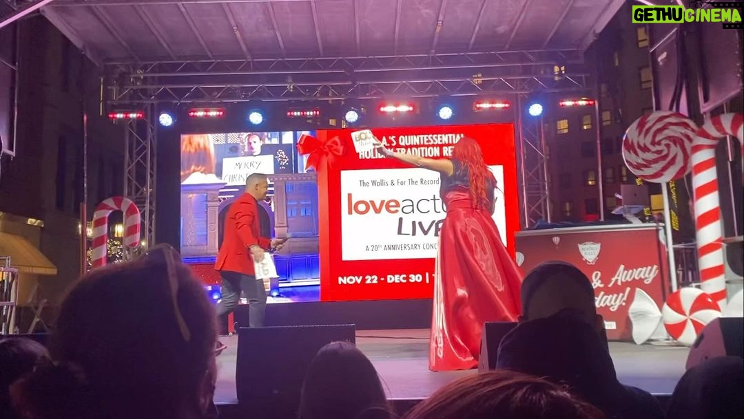 Madison Taylor Baez Instagram - I had a great time at the Rodeo Drive Tree Lighting Ceremony, where I performed “Underneath the Tree.” Getting ready for the Holidays! #ftrlive #beverlyhills90210 #loveactuallylive #loveactually #ftrfamily #thewallis