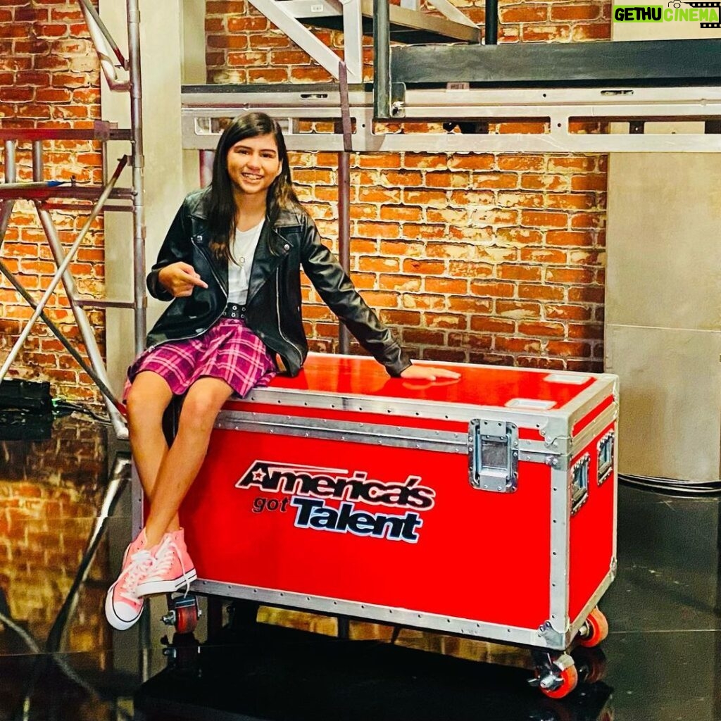 Madison Taylor Baez Instagram - AGT Live shows! Who is ready? I am! I can't wait to perform. I need all your Votes so Vote, Vote. #agt #agtauditions #agtliveshows #singer #nbc
