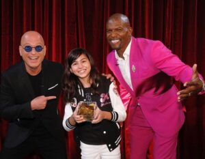 Madison Taylor Baez Instagram - Thank you @howiemandel for making my Americas Got Talent Golden Buzzer dream come true! Thank you to @simoncowell for putting me on stage to sing. I'm so grateful!
#agt #agtauditions #goldenbuzzer #singer #singers