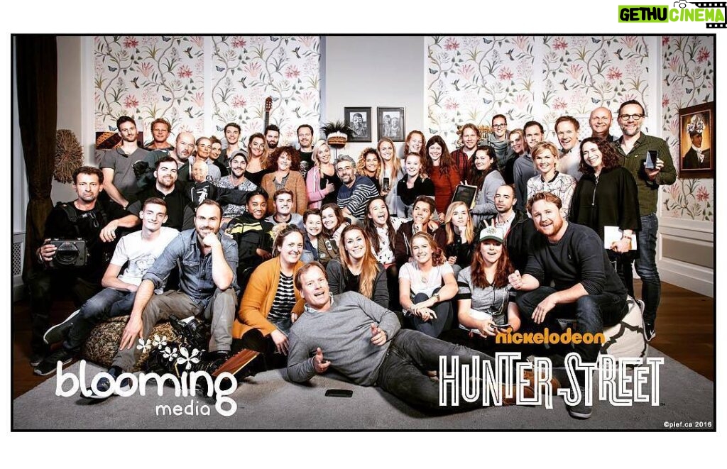 Maemae Renfrow Instagram - This is my #HunterSt family! I'm so #lucky to work with such great people! Miss you all! #Nickelodeon #cominsoon #HunterStreet #maemae381 #Nick #NickelodeonTV