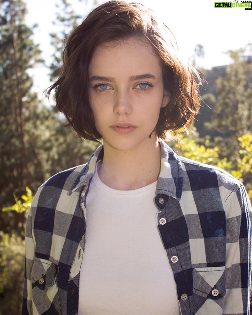 Maemae Renfrow Instagram - What are you looking at? #headshot #maemae381 #maemae 👀👀👀👀